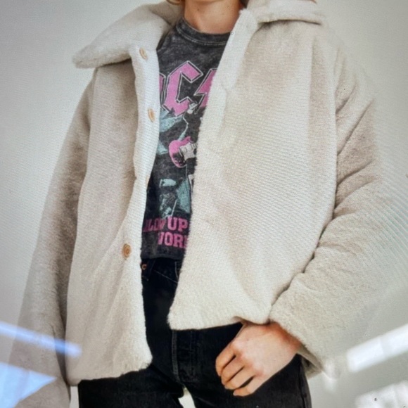 Reversible jacket by Sadie and Sage. NWT. - Picture 2 of 7